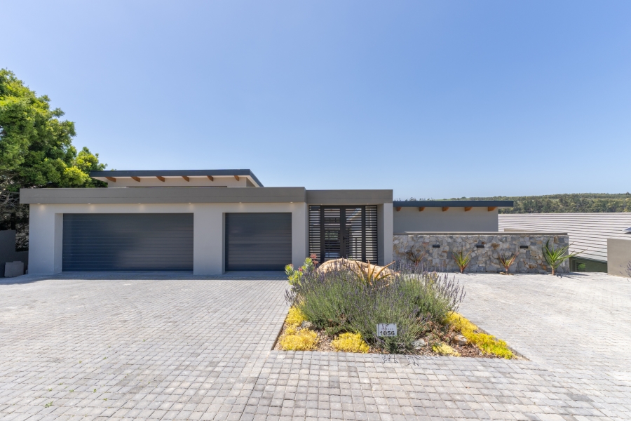 5 Bedroom Property for Sale in Oubaai Western Cape